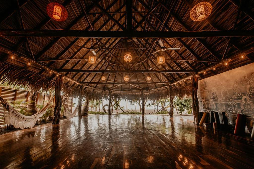 Sansara Surf Yoga & Resort Cambutal Extérieur photo
